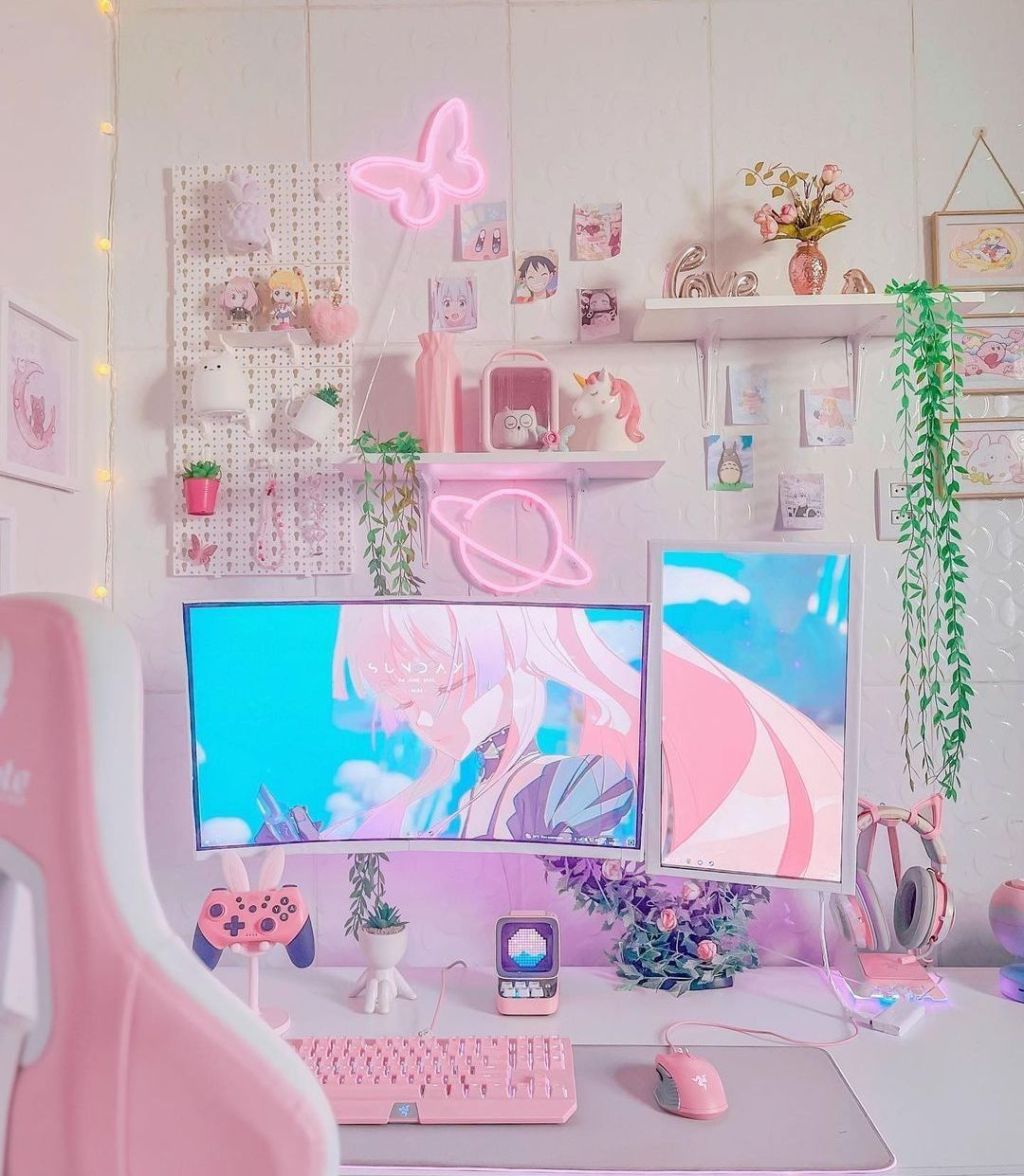 Pink Garden Gaming Desk&nbsp;Setup