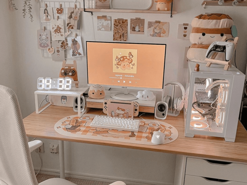 White Chocolate Mocha Gaming Desk&nbsp;Setup